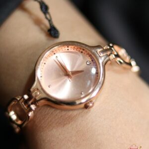 Delicate Gold-Tone Round Watch